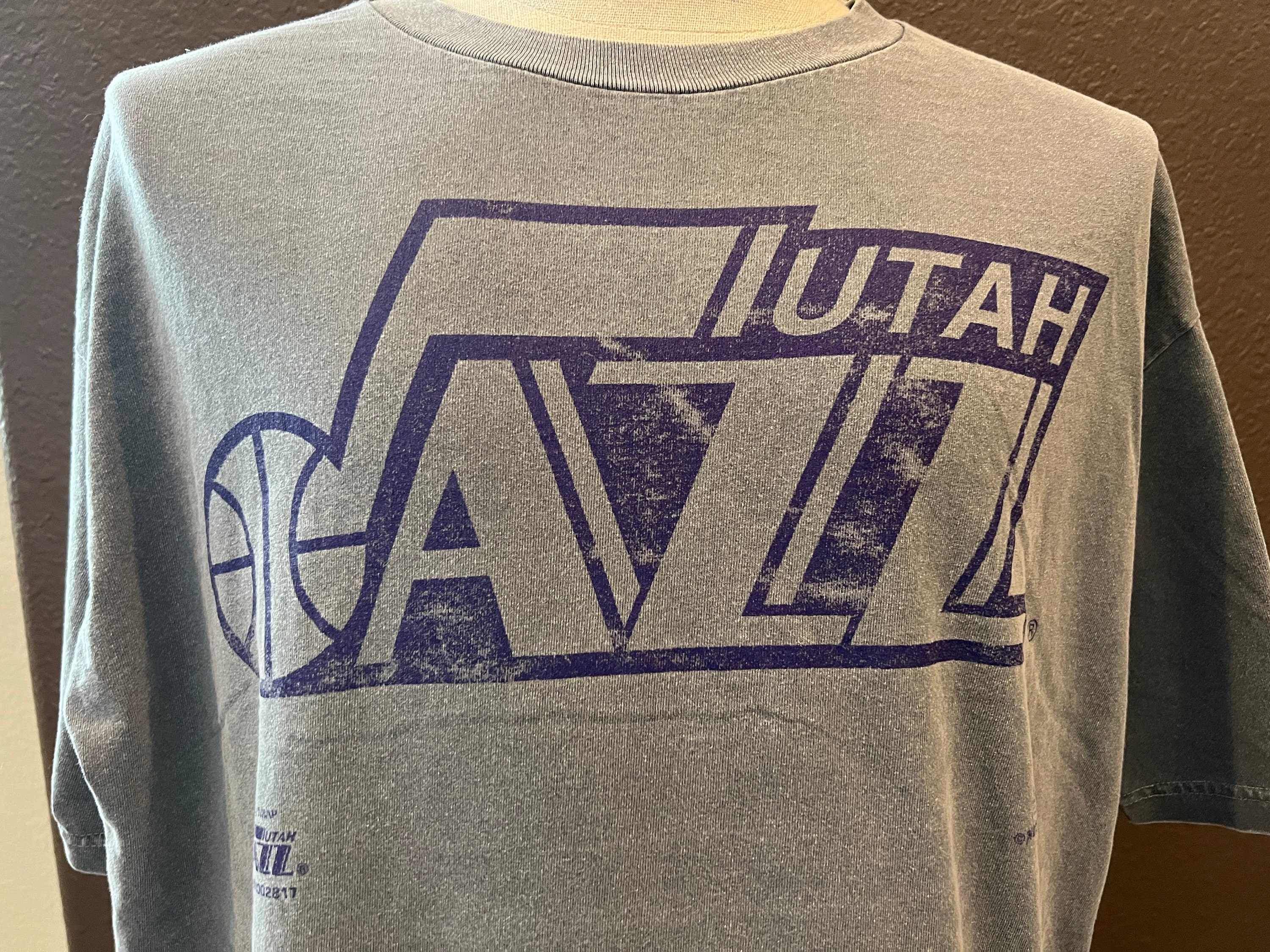 CustomCat Utah Jazz 1979 Vintage NBA Crewneck Sweatshirt White / 2XL