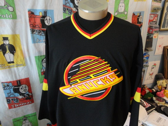 Vancouver canucks 80s jersey sales