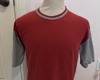Vintage 90's Blank Burgundy Red Gray T Shirt Size M
