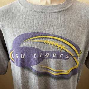 Vintage 90s LSU Tigers T-Shirt Fits like L