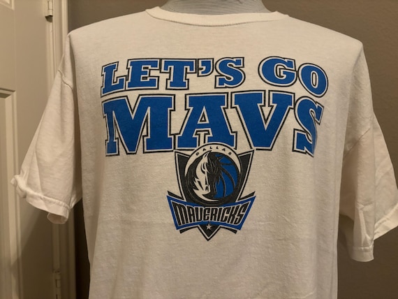 Vintage 2000's Dallas Mavericks Beat LA NBA Let’s Go Mavs T shirt XL