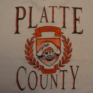 Vintage 80&#39;s Platte County High School Pirates Sportswear Fan White T Shirt Size M