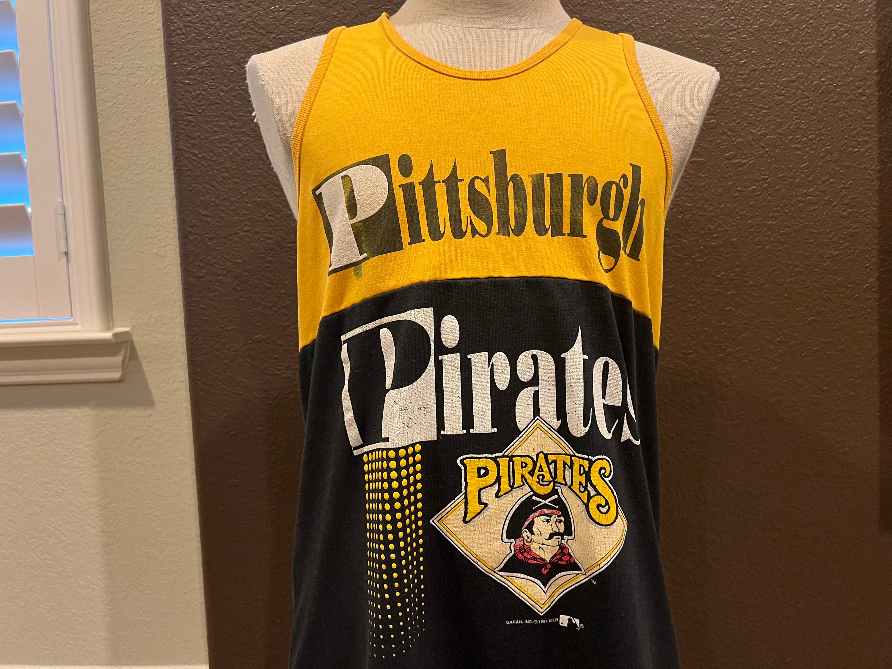 Vintage 90's Pittsburgh Pirates Black Tank Top Size L 