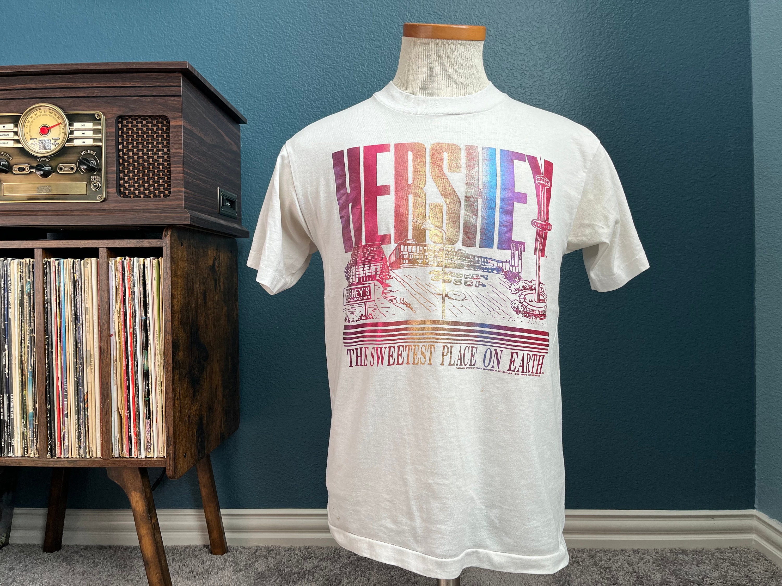 Vintage 90's Hershey World Hershey's T-Shirt M