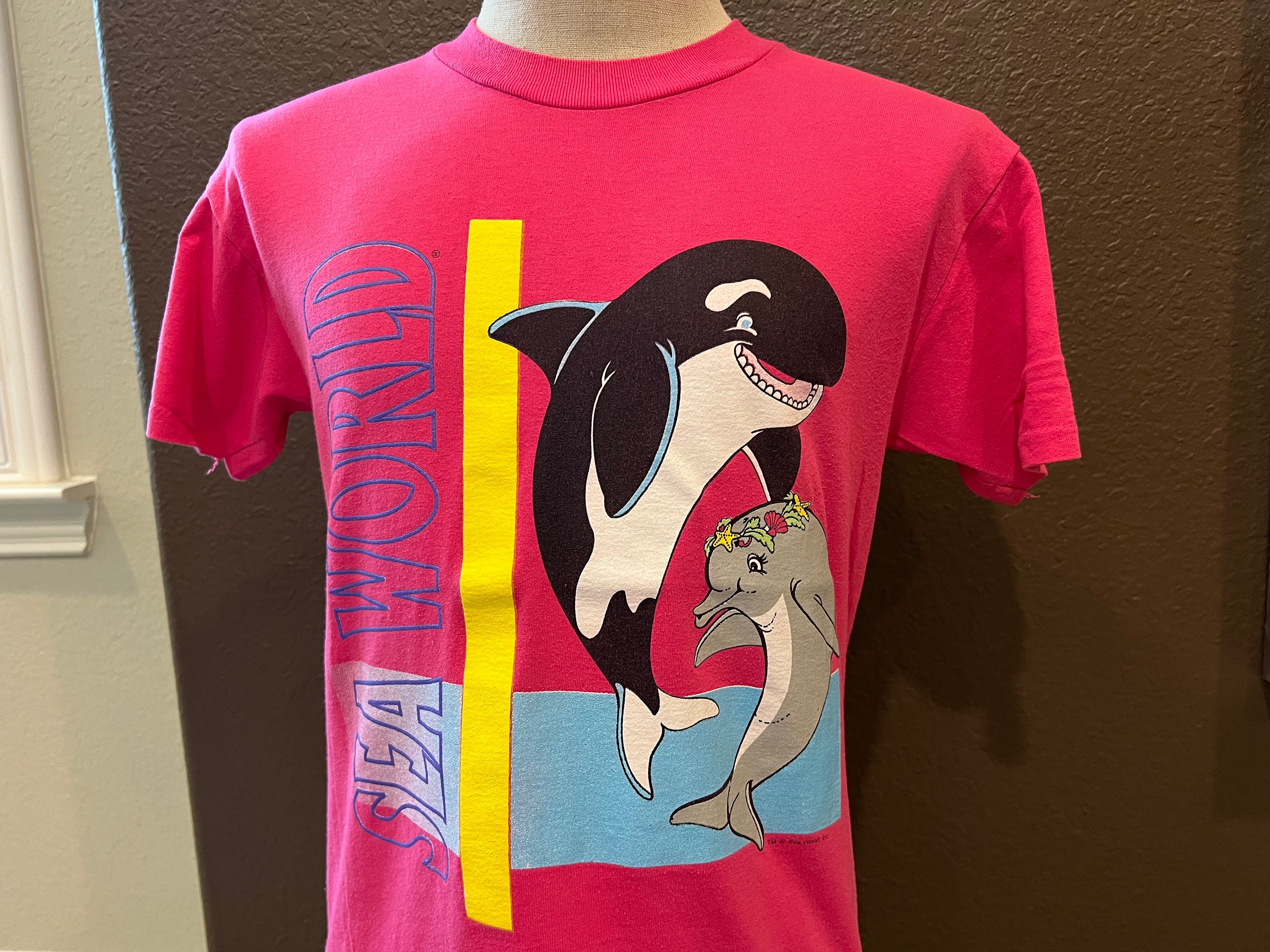 ★WAIKEI★ Dolphin Archive Short Sleeve T-Shirt Pink Overfit Vintage 90's Sea World Orca Dolphin Pink T Shirt Size M - Etsy