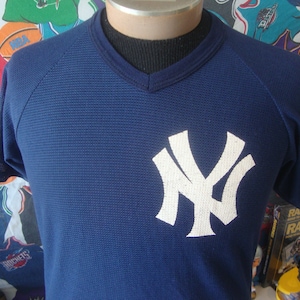 Vintage 80&#39;s New York Yankees Rawlings MESH Jersey V Neck T shirt L