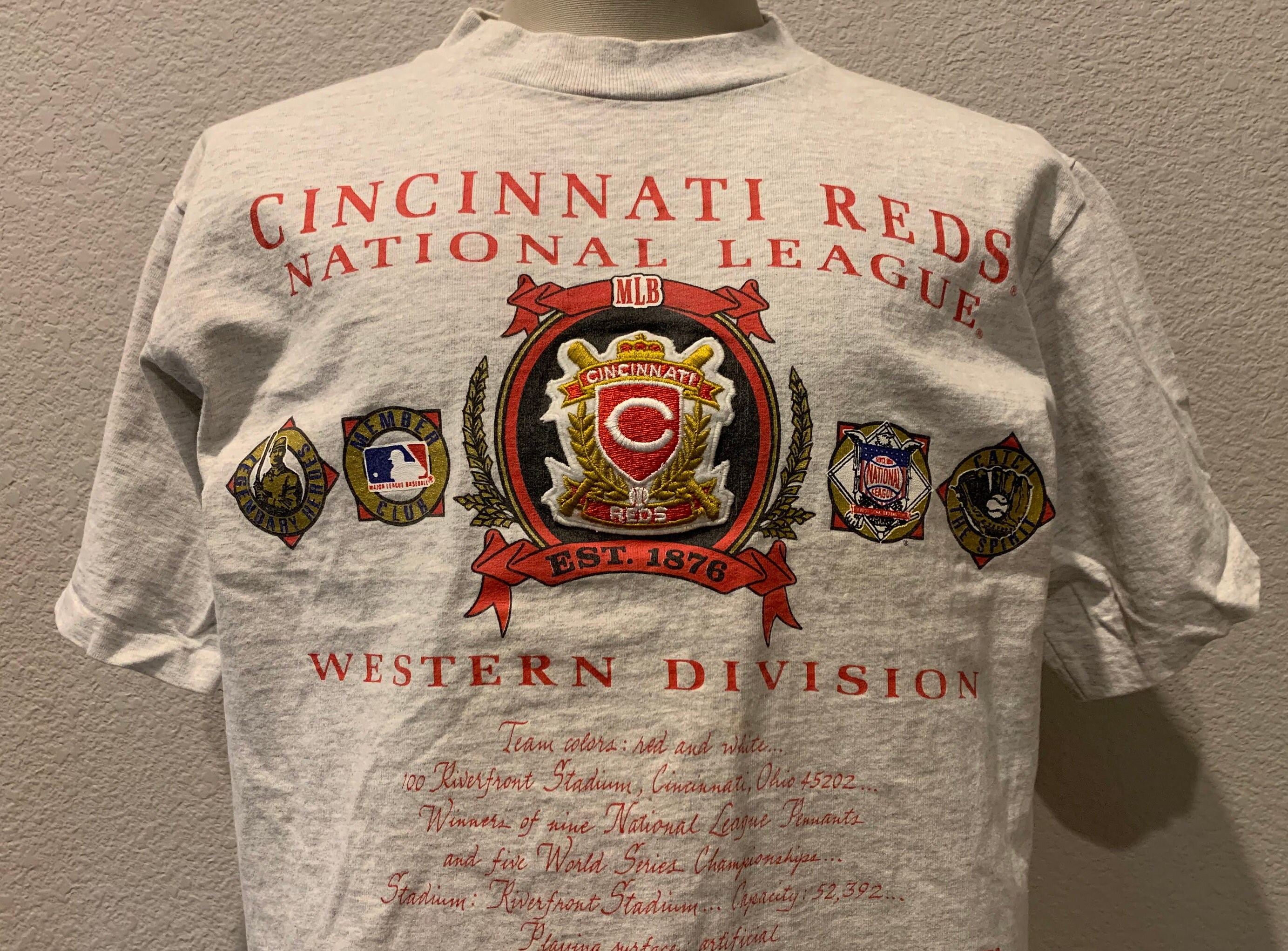 Vintage 90's Cincinnati Reds graphic tee, National League baseball shirt,  size XL