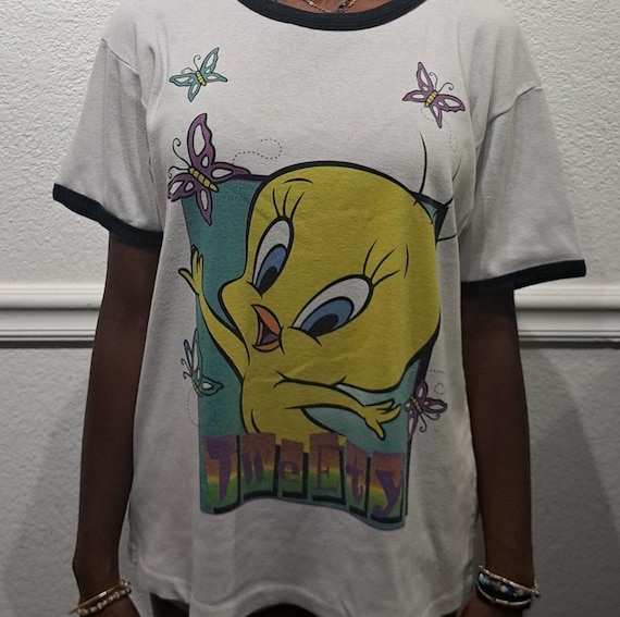 Vintage 90s Tweety Looney Tunes Light Blue Modeled T-shirt Size XL