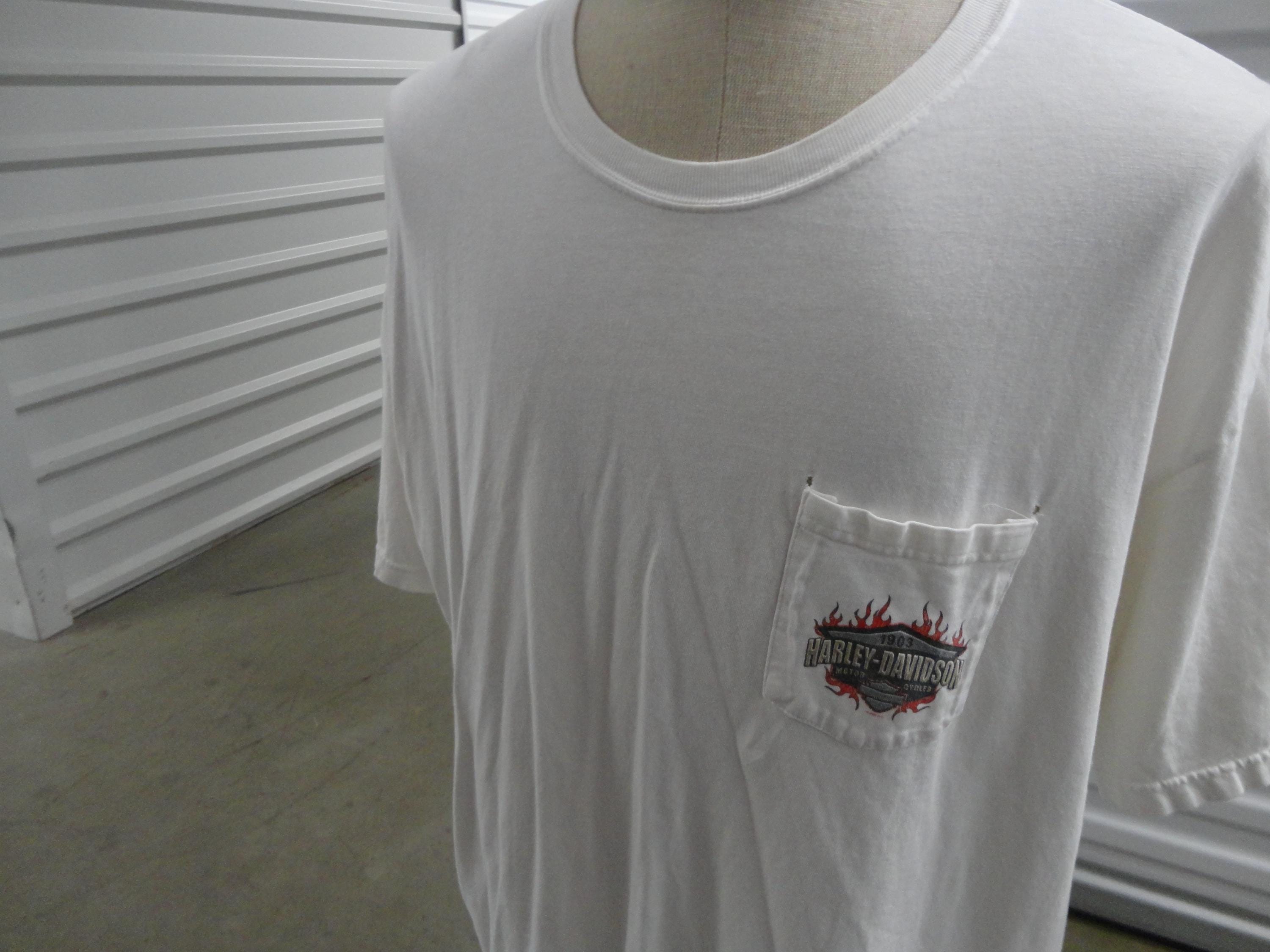 Vintage Harley Davidson Motorcycle Cedar Rapids Iowa White Tee 