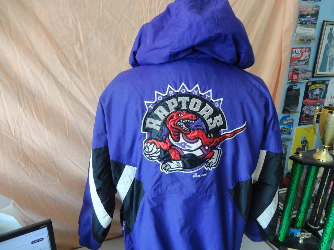 【希少レア】Toronto Raptorsナイロンジャケット 古着 Vintage 90's Toronto Raptors NBA Basketball 1994 Starter Parka
