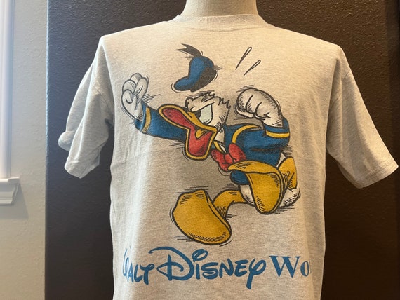 Donald duck t shirt 2025