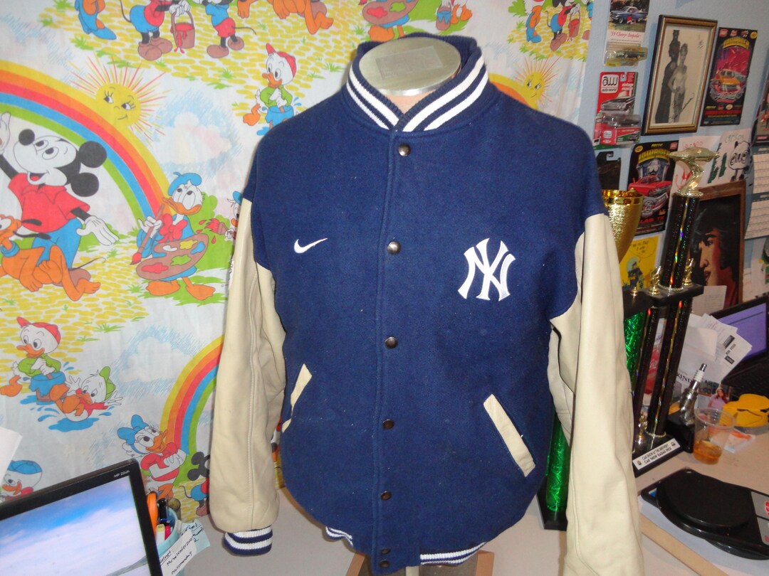 Vintage New York YANKEES NIKE Leather & Wool Baseball Varsity