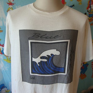 VTG Mr Lee Men's White Graphic BLUE Move WAVE Surf Surfer papierdünnes T-Shirt X