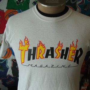 Vintage 2000’s Thrasher Magazine White Flames T Shirt XL