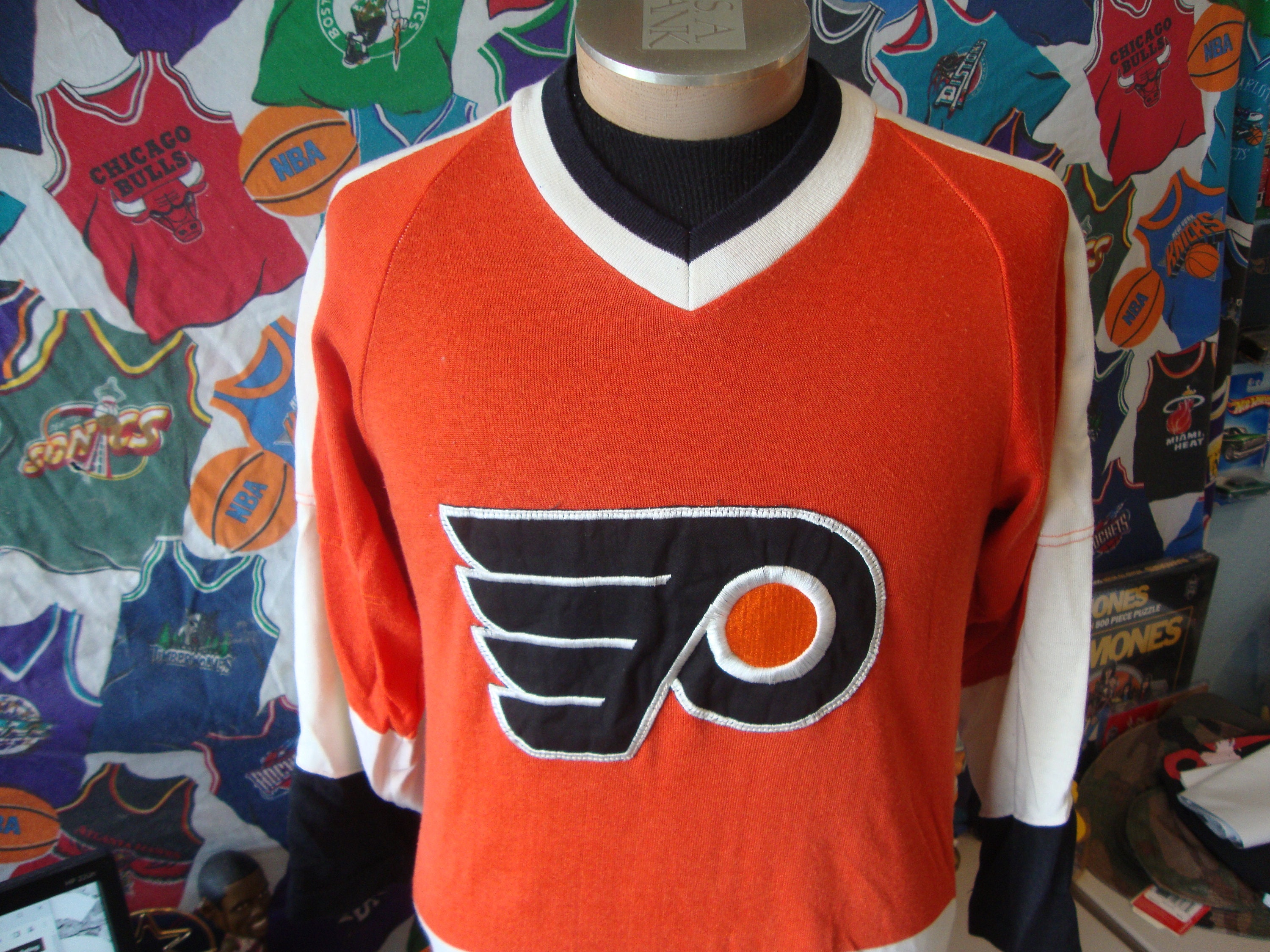 CHECK OUT THE FLYERS NEW JERSEY, A THROWBACK TO THE '80S!