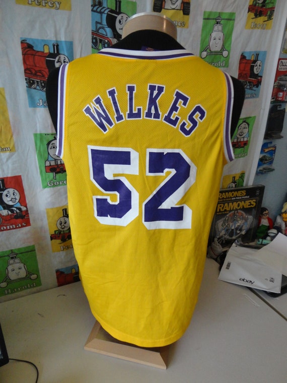 Lakers number cheap 52