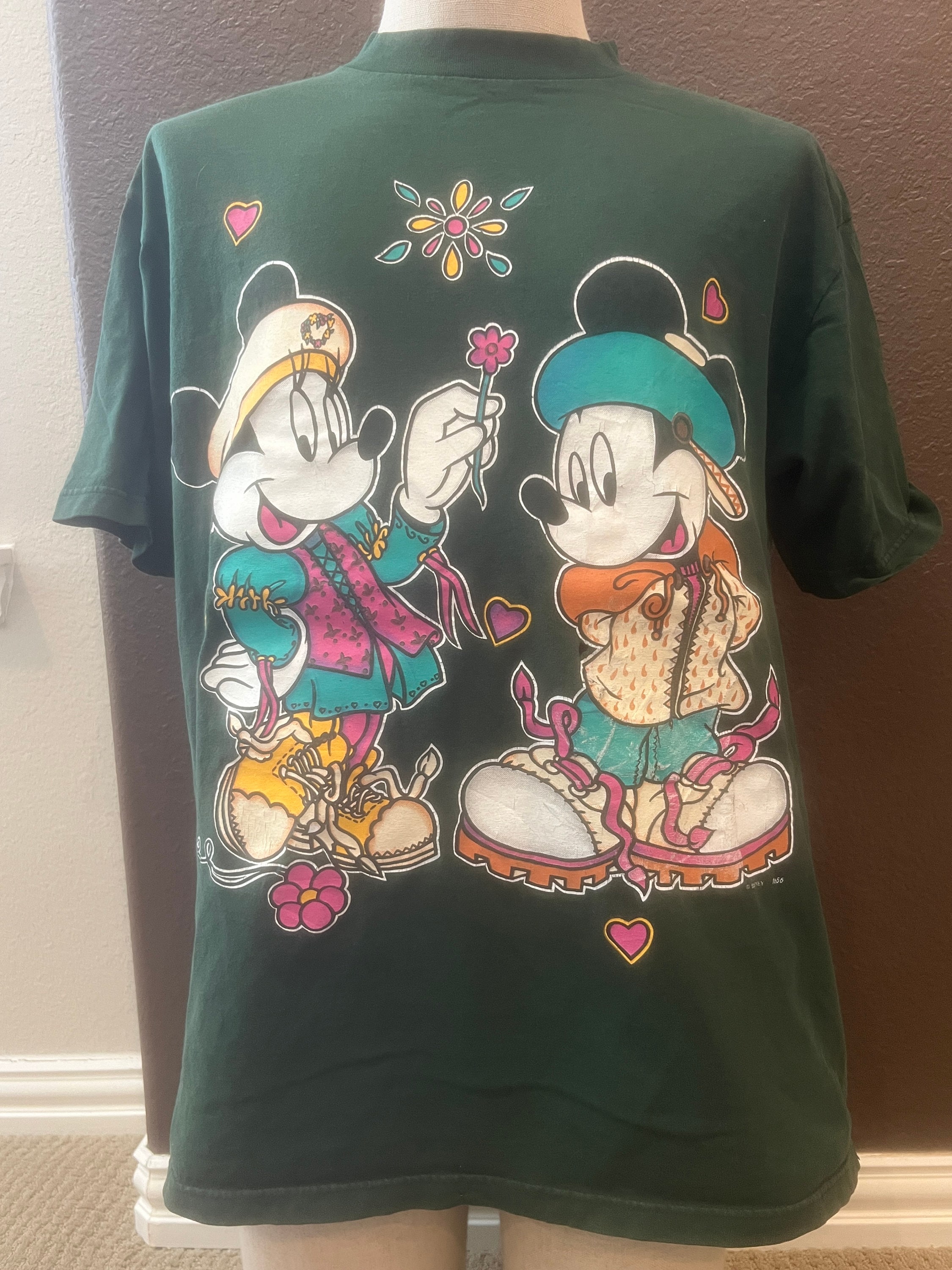 Vintage 90's Mickey and Minnie Mouse Disney Green T Shirt