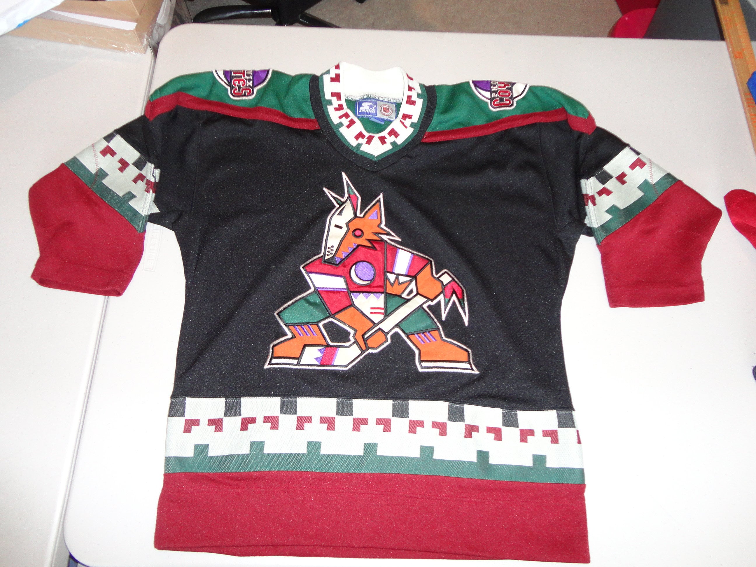 90s NHL CCM製　フェニックスコヨーテズ　ホッケーシャツ　[セール] 90s NHL CCM製 フェニックスコヨーテズ ホッケーシャツ [セール