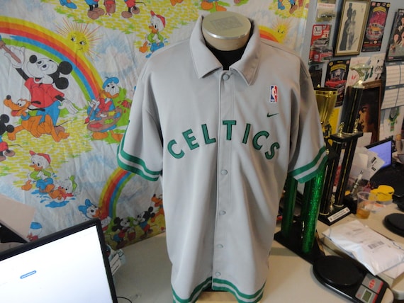 Vintage Nike 1925 Rewind Boston Celtics Warm up Shooting