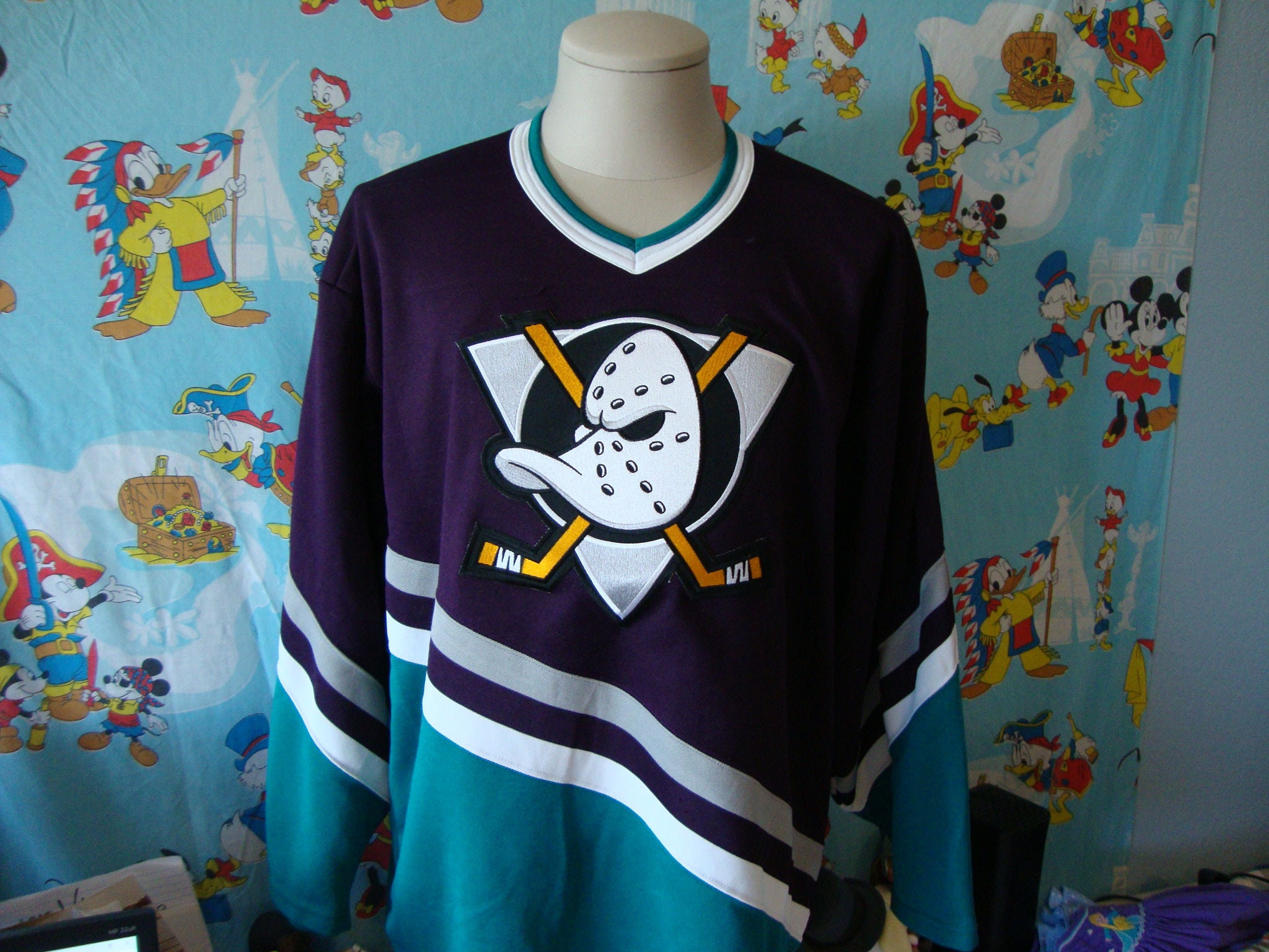 Limited Edition Trevor Zegras shirt merchandise Professional Hockey ice  Player vintage classic retro 90Ss Unisex Sweatshirt Hoodie FM100
