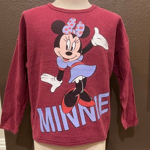 Vintage 90&#39;s Minnie Mouse Disney Red Crewneck Sweatshirt Size M