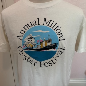 Vintage 90's Annual Milford Oyster Festival Boat White T Shirt