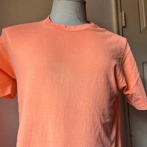 Vintage 90&#39;s Blank Salmon T-Shirt Size M