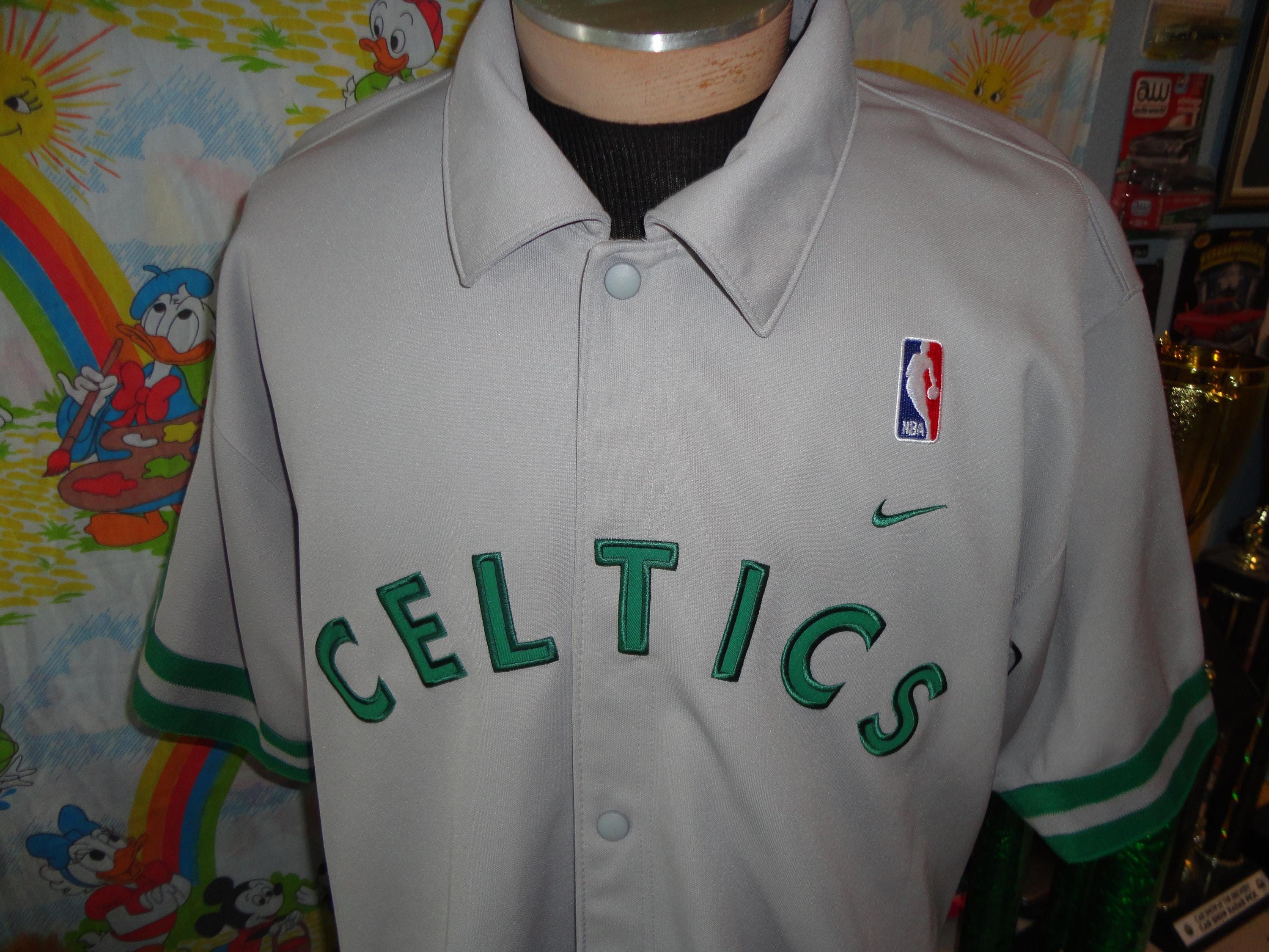 Vintage Nike 1925 Rewind Boston Celtics Warm up Shooting