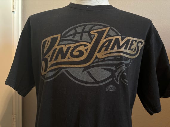 Cleveland Cavaliers KING JAMES Tシャツ 23番 Cleveland Cavaliers NBA LeBron James #23 Name & Number T