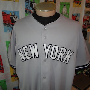 MLB New York Yankees All Star Vinyl Derek Jeter Vinyl Figure Gray Jersey  Upper Deck - ToyWiz