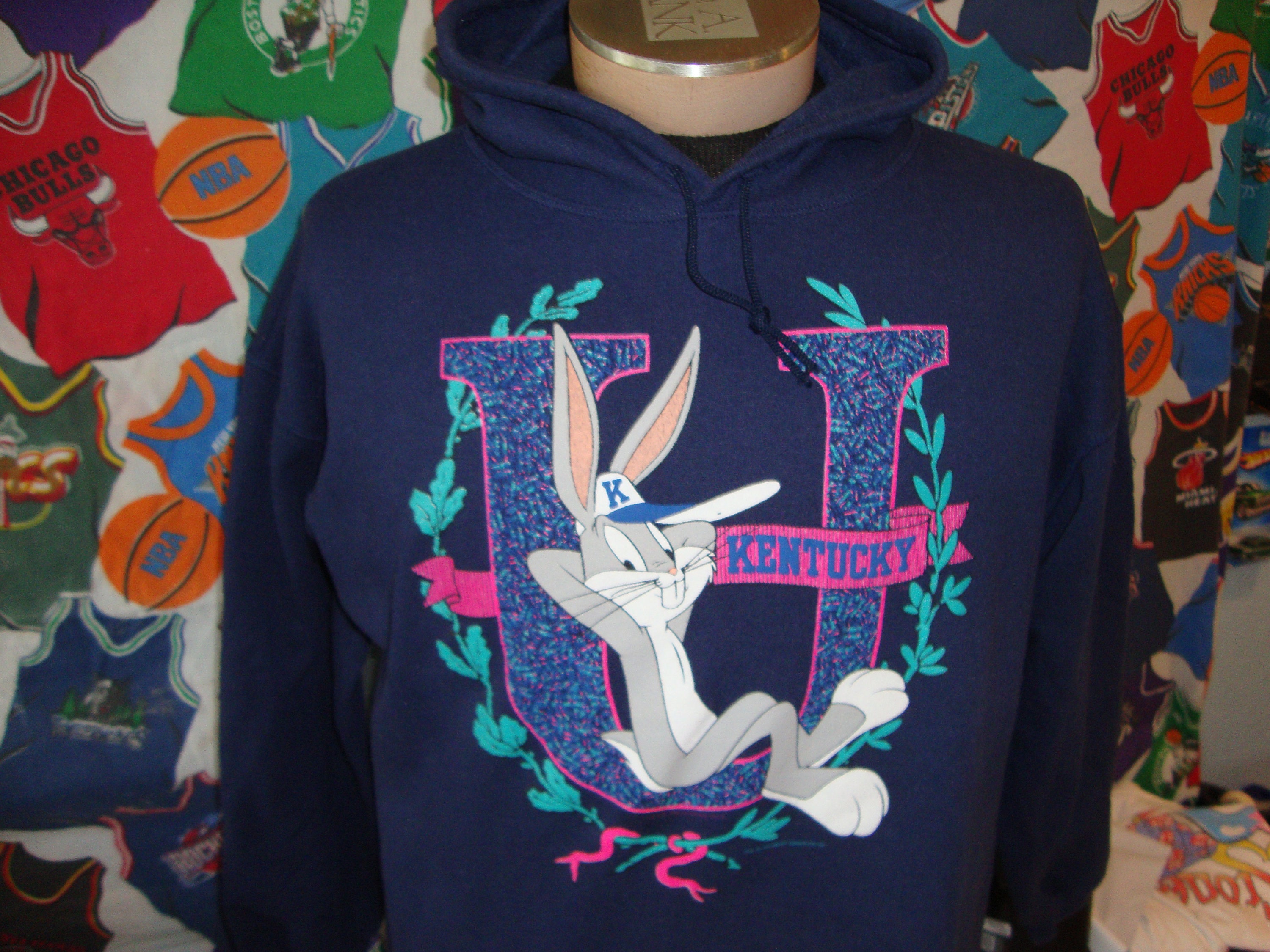 Vintage 90's Looney Tunes Kentucky Wildcats bugs Bunny Navy Blue Hoodie Sweatshirt M