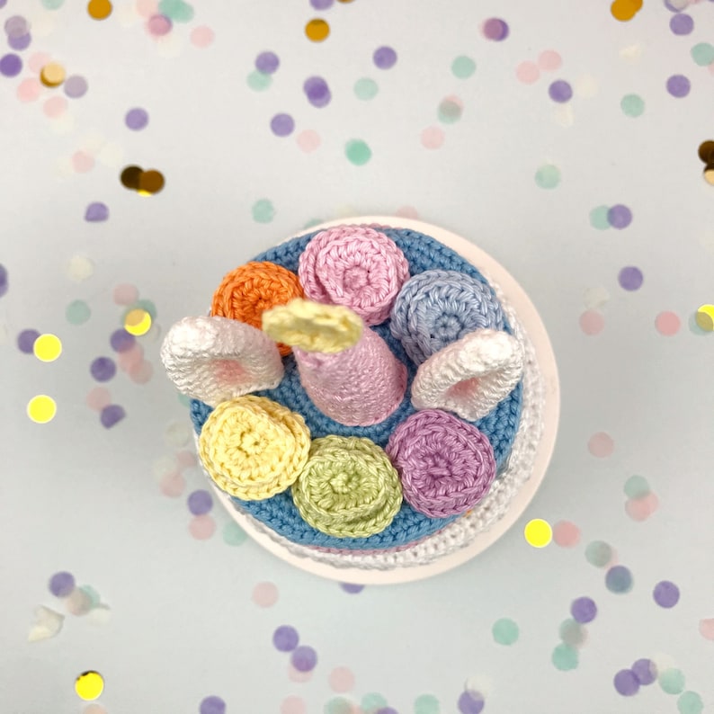 Magic Birthday Cake: CROCHET AMIGURUMI Pattern / Tutorial / Model image 10