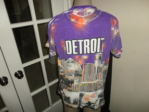 Vtg 90's All Over Print Detroit Skyline Purple Co… - image 4