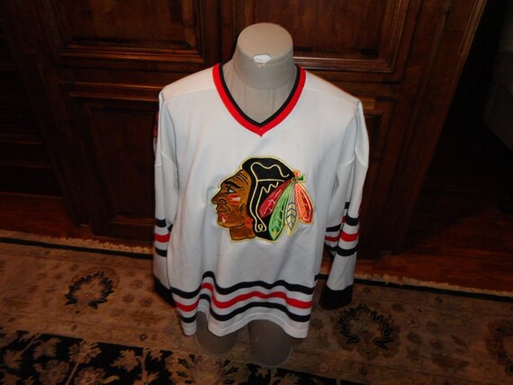Vintage 90's White Sewn Chicago Blackhawks NHL Ho… - image 4