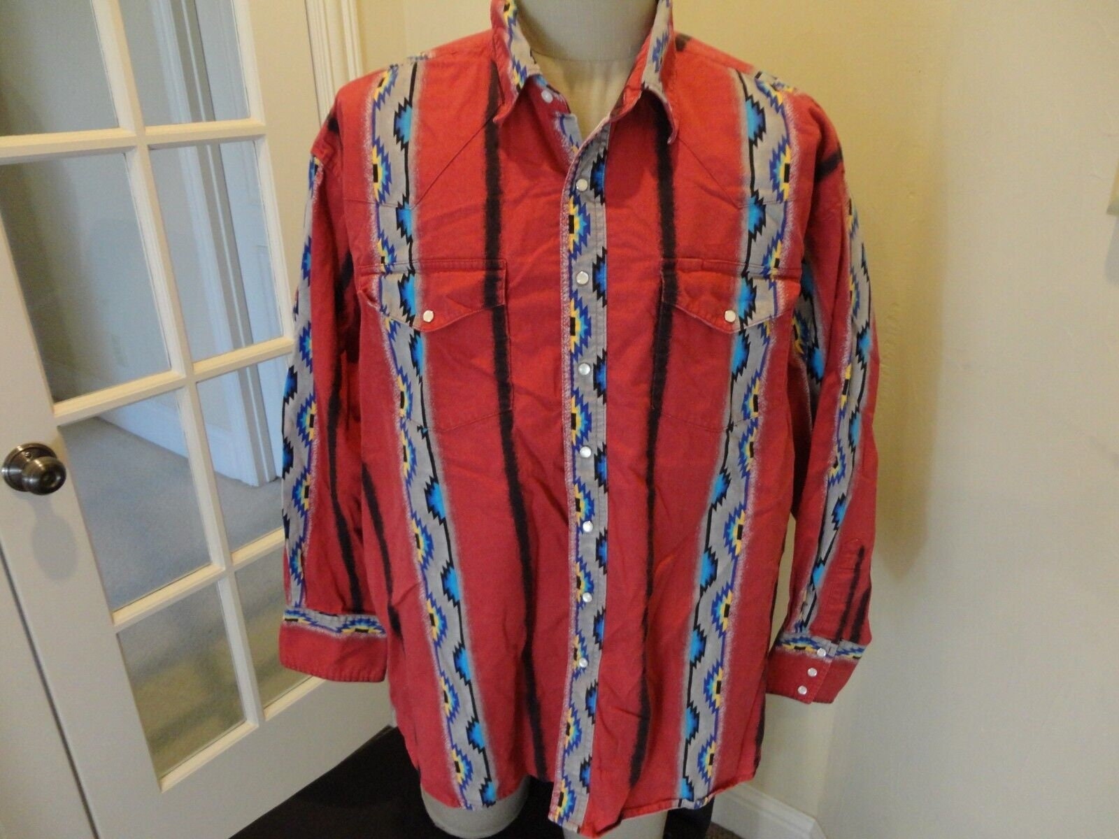 Vintage Wrangler Men Western Brushpoper shirt x-long tails 16 1/2 - 34 Vintage Wrangler Men Western Brushpoper shirt x-long tails 16 1/2 - 34