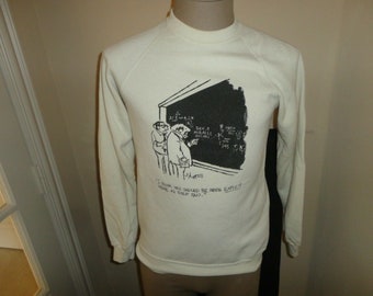 Vtg 80&#39;s White Bassett Walker Be More EXPLICIT 50-50 Crew Sweatshirt Fits Sz S