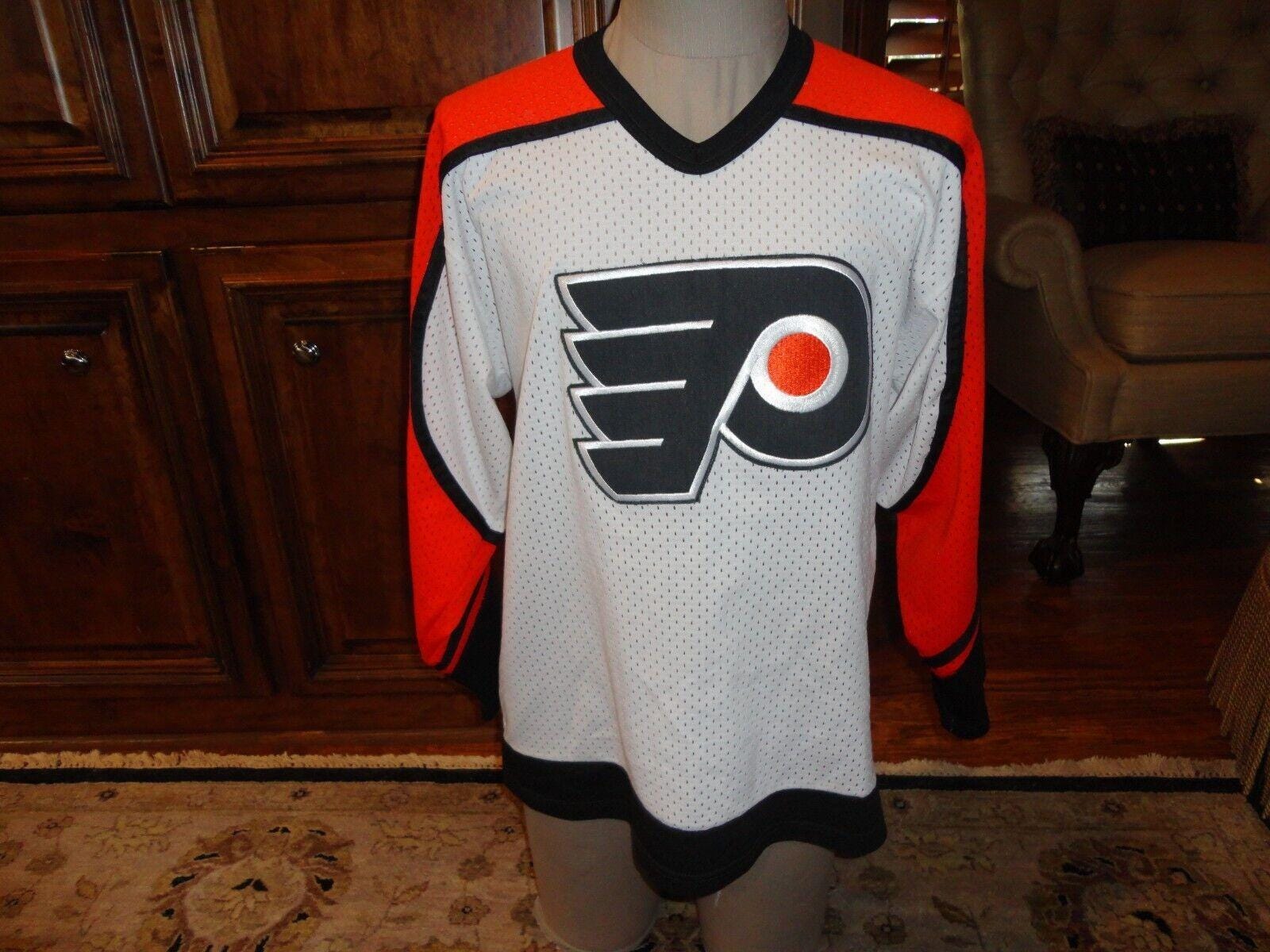Vintage 90's White CCM Maska Sewn Philadelphia Flyers NHL Hockey jersey Adult M