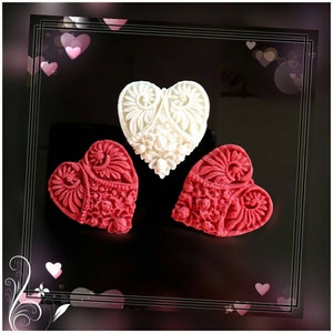 Heart made of fondant as cake decorations, cake decoration