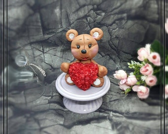 Teddybär mit Herz, zum Valentinstag. Tortendekor für Motivtorten, Fondantdeko, Kuchentopper,