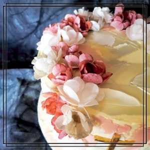 Wafer paper flowers, cake decoration