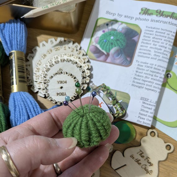 Yorkshire Button Crafting Kit in a Tin - Make a Mini Pincushion - Includes 2 Skeins of Anchor Tapestry Wool