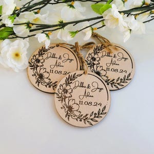 Custom Wedding Wood Ornaments – Bulk Beach Wedding Favors for Guests