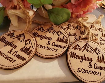 Personalized Rustic Wedding Favor for guests, Personalized Wooden Ornament, Custom Engraved Mountain design Favor, bulk wedding favor