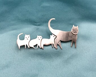 E PIN CAT 925 Sterling Silver Vintage Mexico Letter E Initial Cat Design Brooch