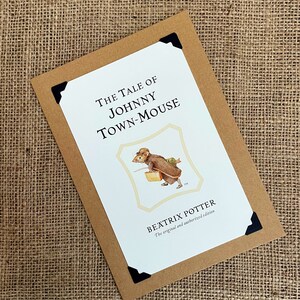 Tarjeta de felicitación de cumpleaños hecha a mano – Beatrix Potter. El cuento de Johnny Town-Mouse