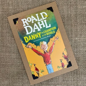 Aniversário feito à mão - Cartão comemorativo - Roald Dahl. Danny O Campeão Do Mundo