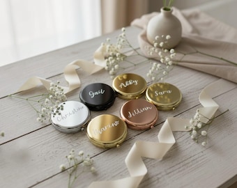 Espejo compacto grabado a mano – Regalo personalizado para damas de honor, espejo de maquillaje personalizado, espejo de bolsillo grabado, recuerdos de boda, regalo para ella.