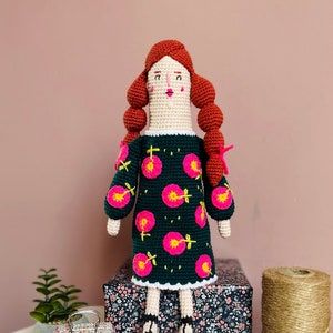Crochet doll Teacher Miss Gladis Doll Customizable Knitted Toy, Perfect Educational Gift for Children, Artisan Soft Yarn Collectible image 2