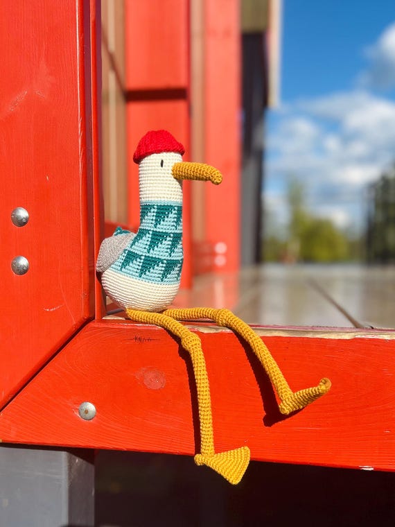 Crochet Seagull Plush Toy – Handmade Amigurumi Bird – Ocean Animal Soft Plush – Coastal Home & Nursery Decor – Unique Kids Gift