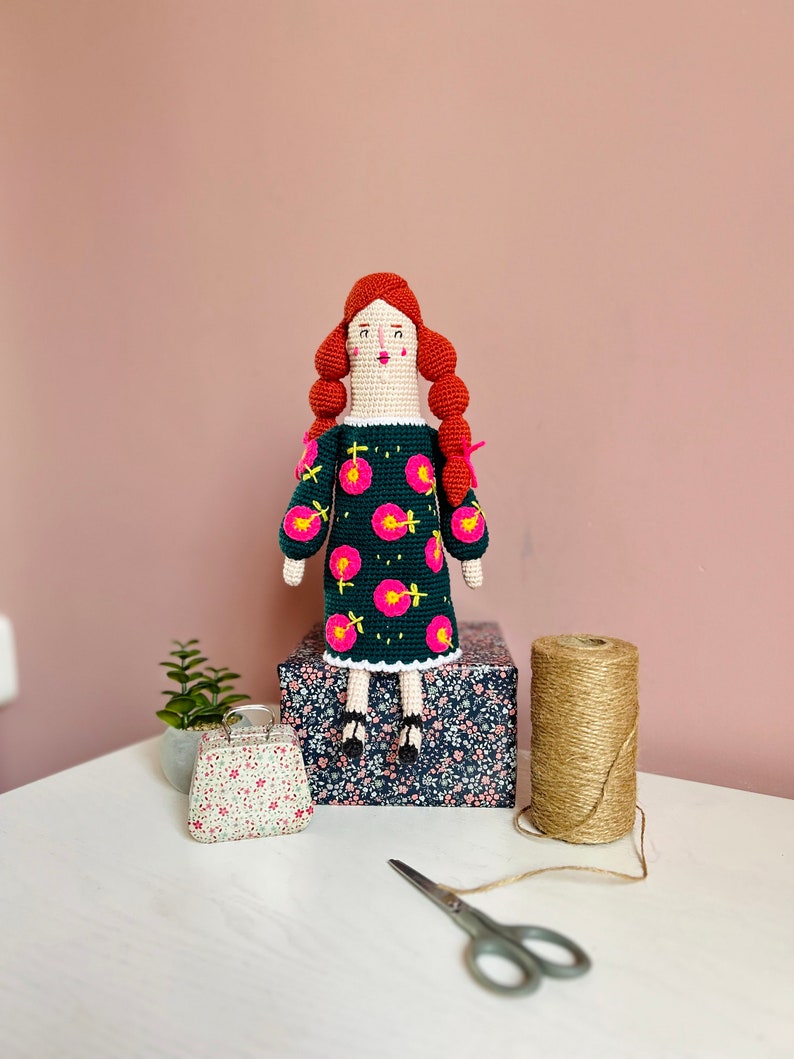 Crochet doll Teacher Miss Gladis Doll Customizable Knitted Toy, Perfect Educational Gift for Children, Artisan Soft Yarn Collectible image 6